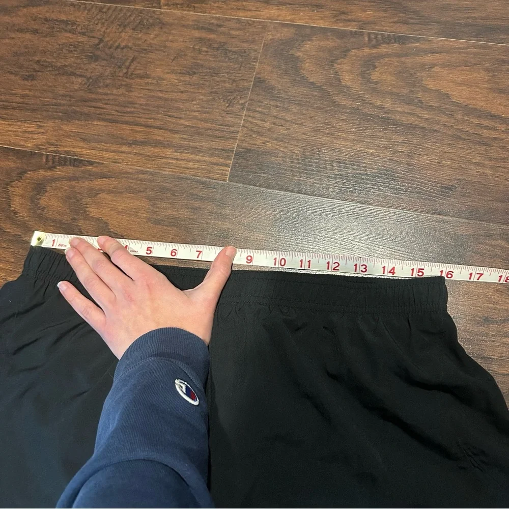 [Nike] Black Athletic Shorts
